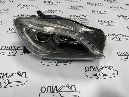 Фара правая на Mercedes ML W166 A1668205559